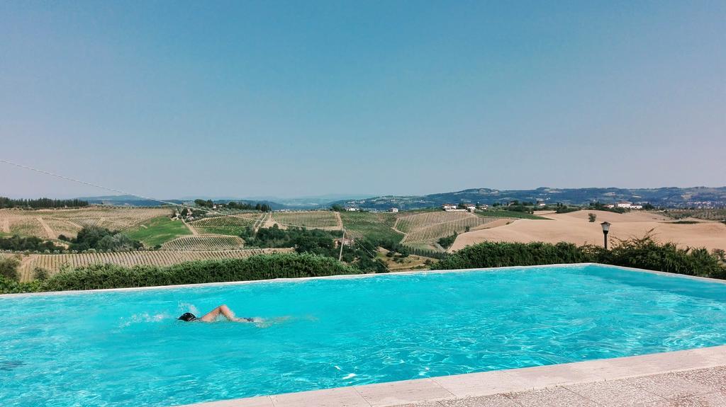 Agriturismo Luggiano วินชี ภายนอก รูปภาพ